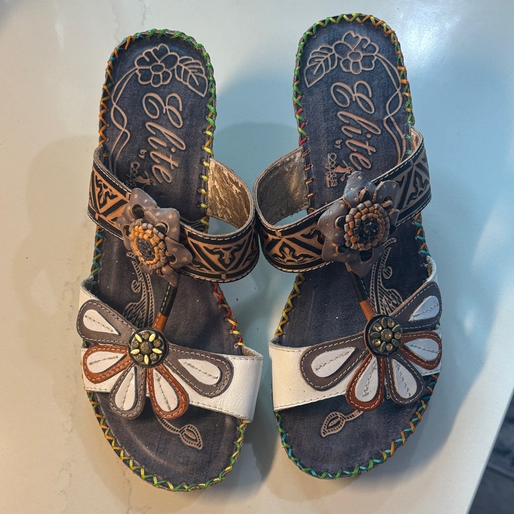 Corkys Floral Sandals - Brown and White